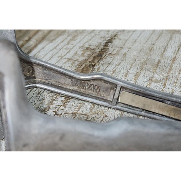 Vintage Egg Holder to Slice Tomato Onion Lemon Lime Guide Cutter Tongs Taiwan - Picture 5 of 10